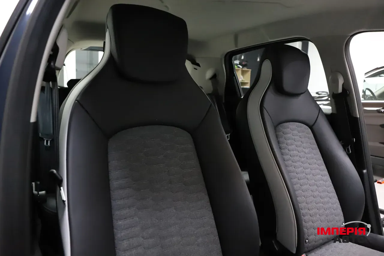 Renault ZOE - фото 21