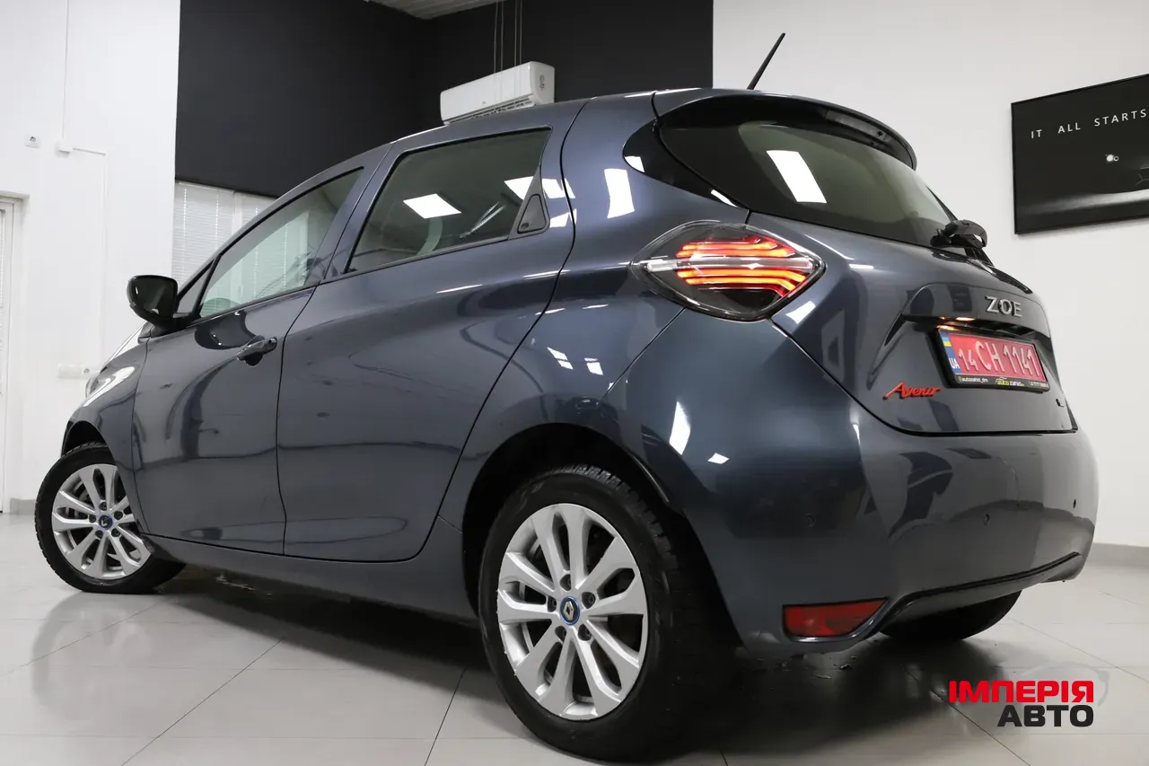 Renault ZOE - фото 3