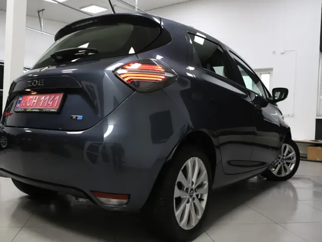 Renault ZOE - фото 4