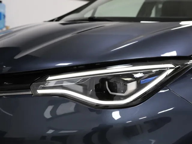 Renault ZOE - фото 5