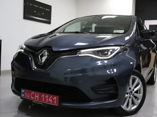 Renault ZOE - фото 1