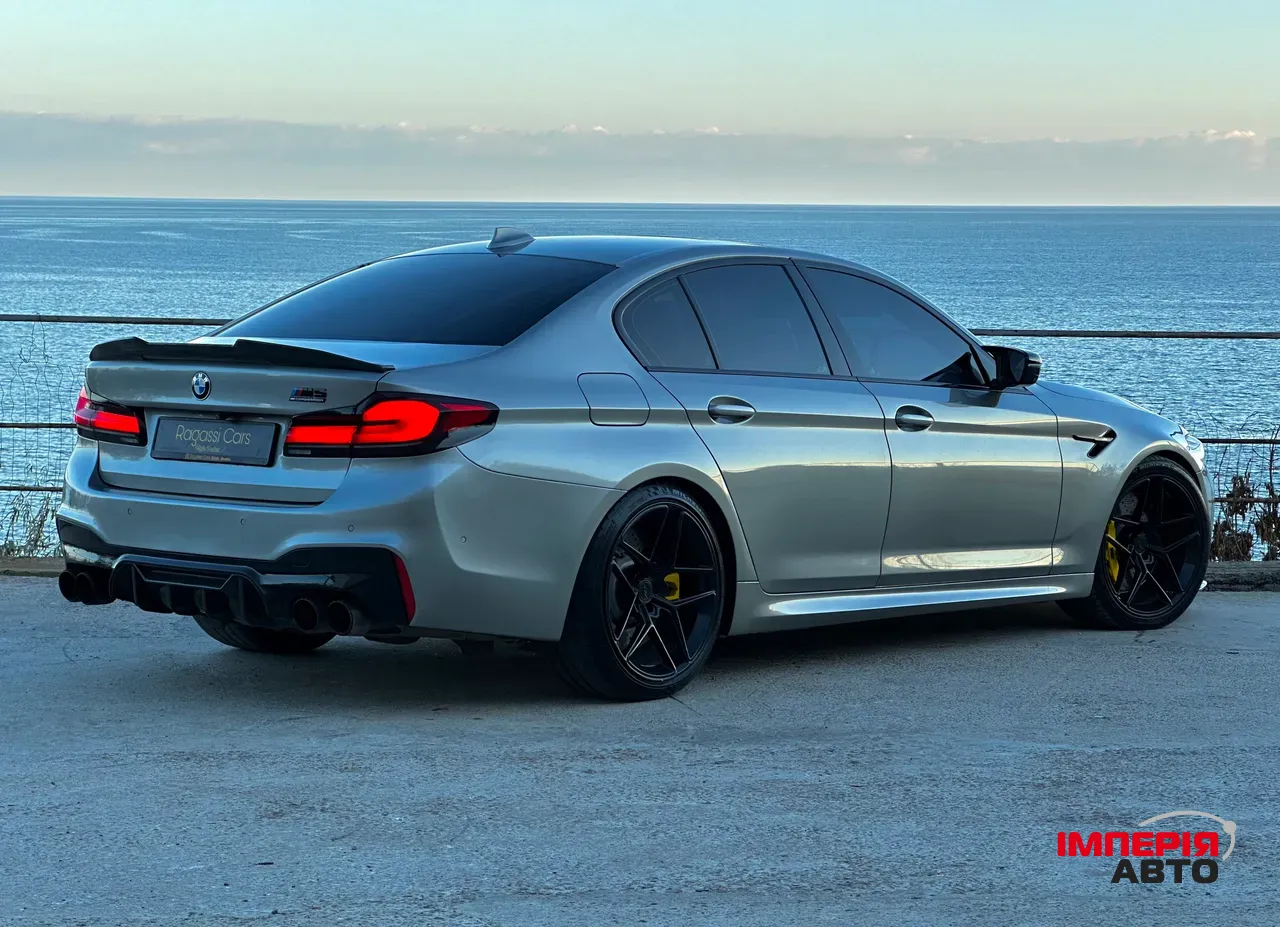 BMW M5 - фото 9