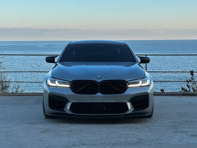 BMW M5 - фото 3