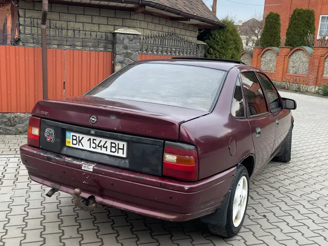 Opel Vectra - фото 4