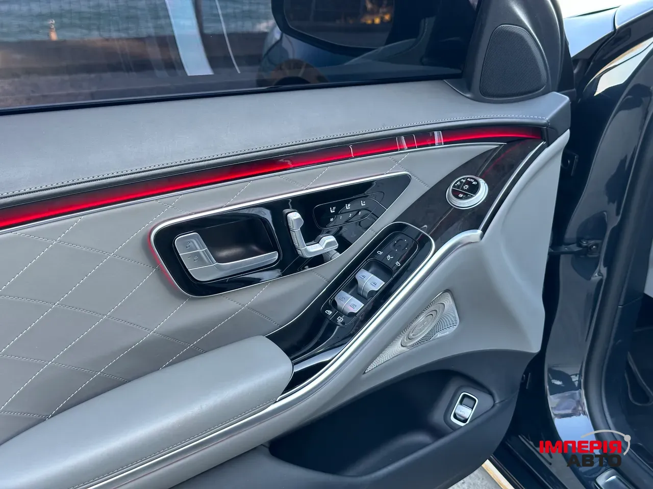 Mercedes-Benz S-Класс - фото 22