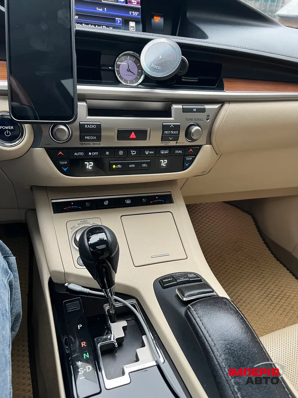 Lexus ES - фото 8