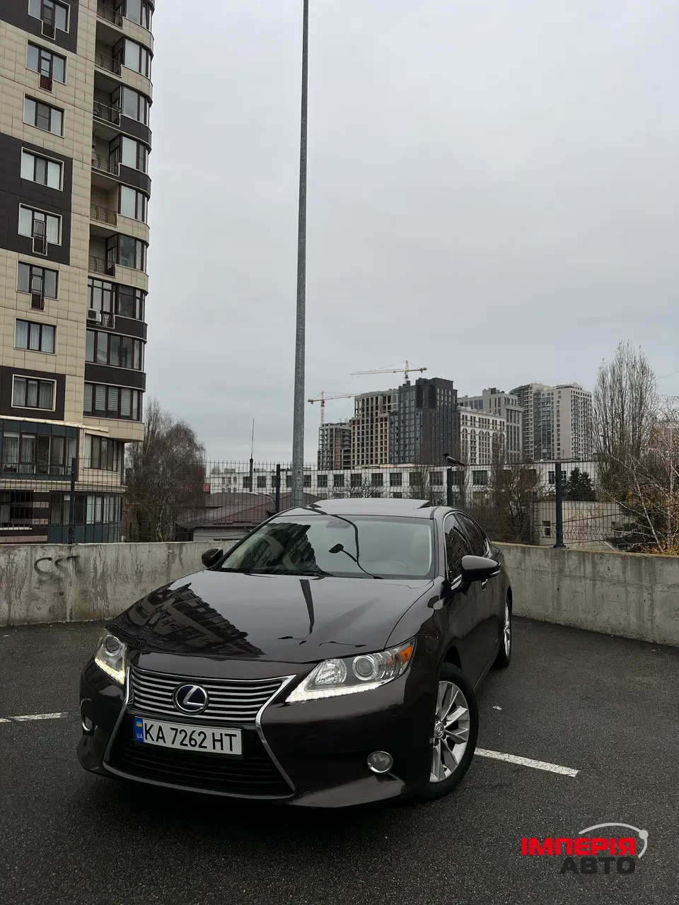 Lexus ES - фото 1