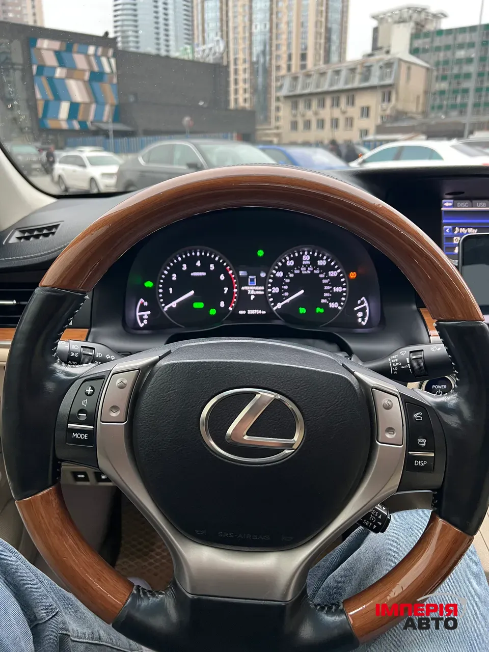 Lexus ES - фото 7
