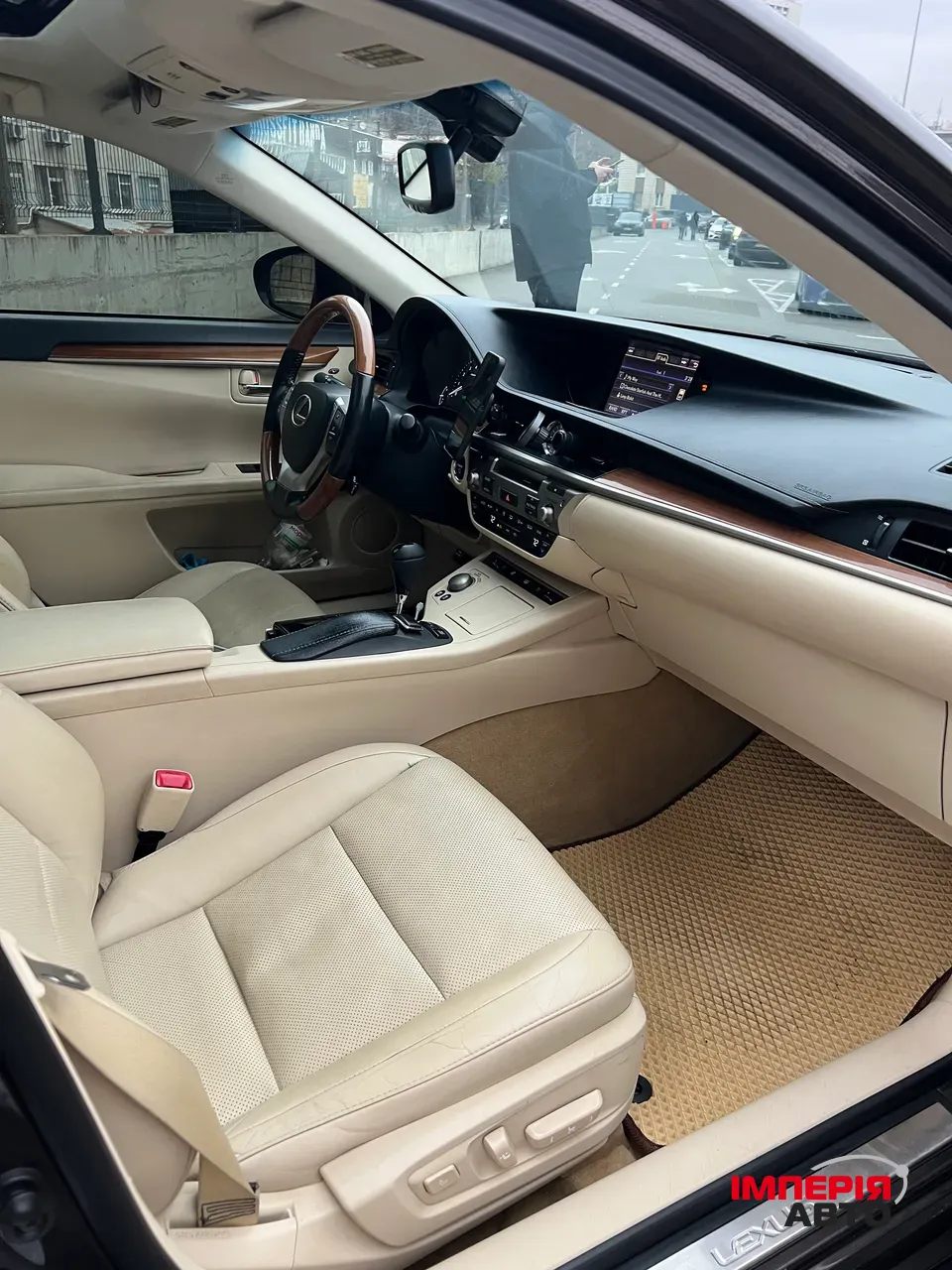 Lexus ES - фото 14