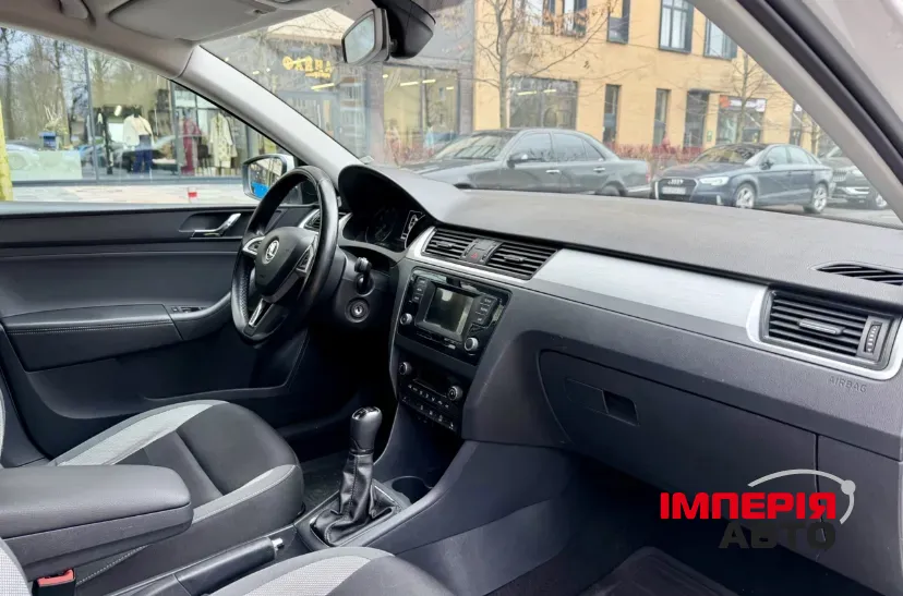 Skoda Rapid - фото 17