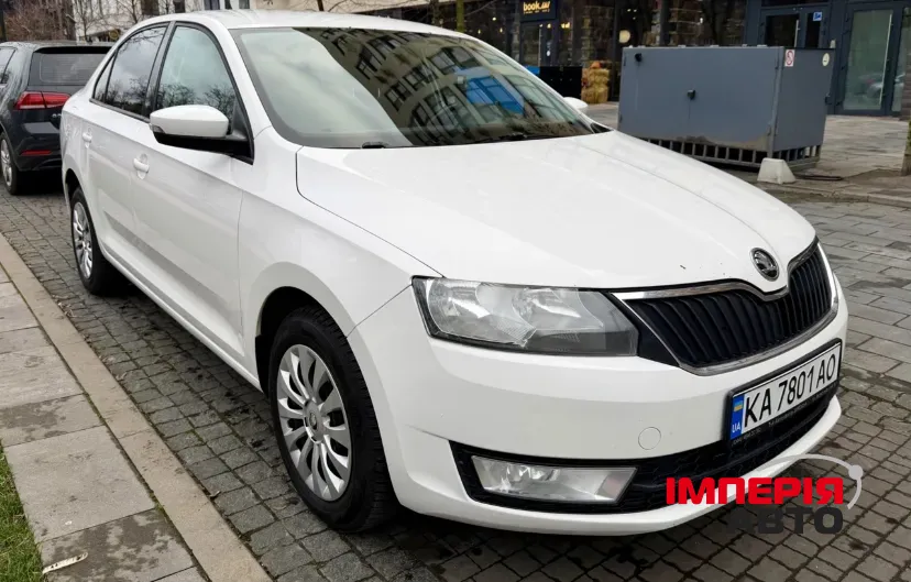 Skoda Rapid - фото 11