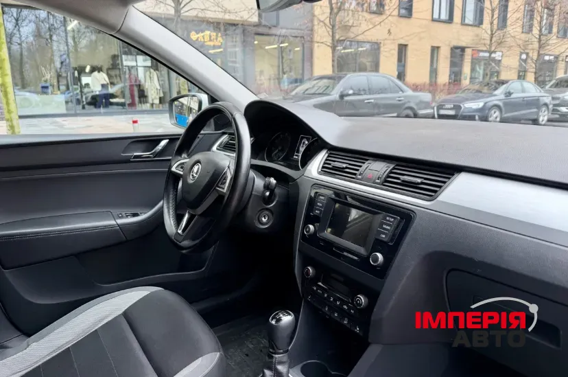 Skoda Rapid - фото 18