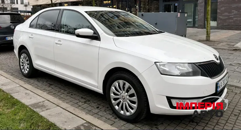 Skoda Rapid - фото 10