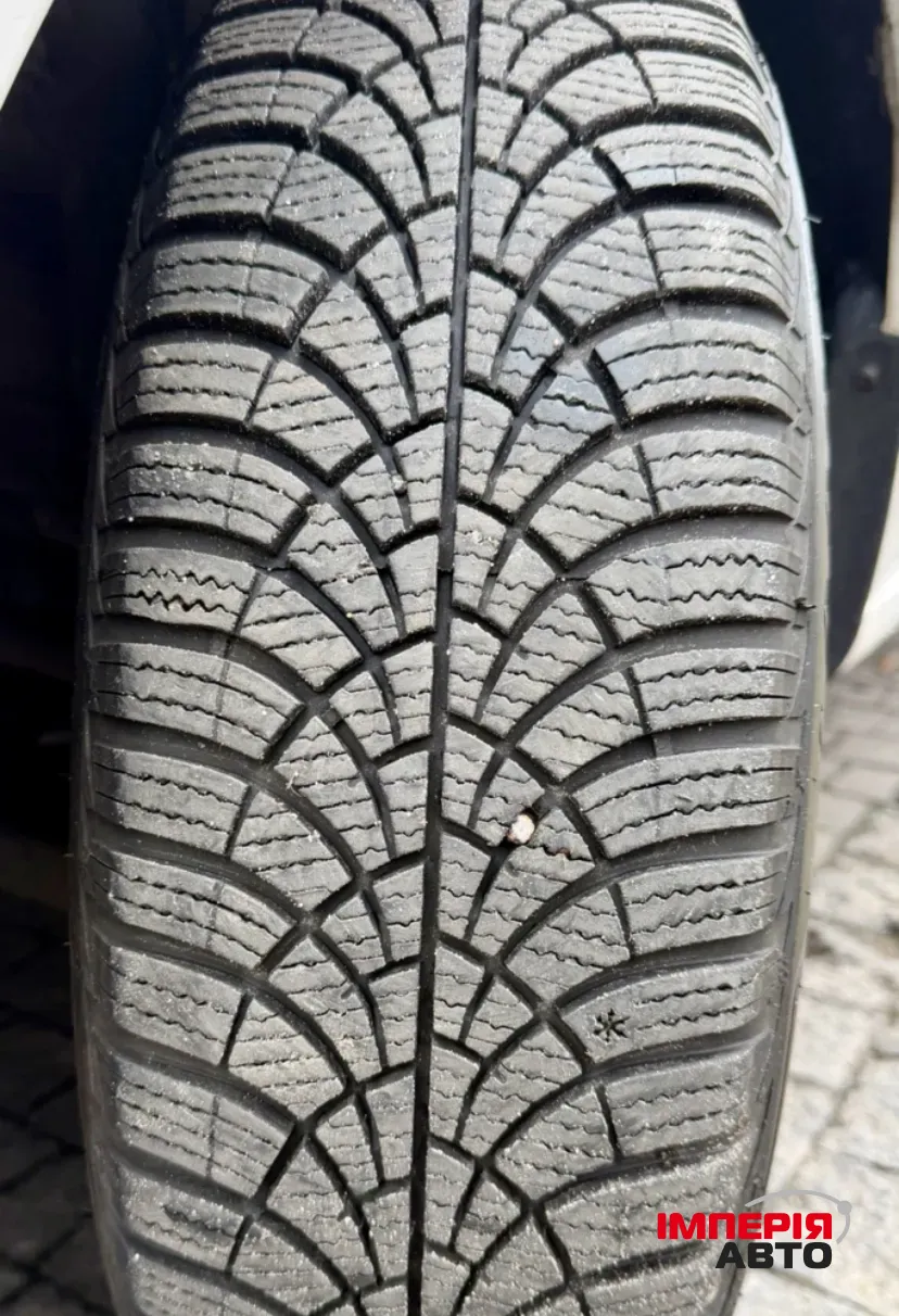 Skoda Rapid - фото 22