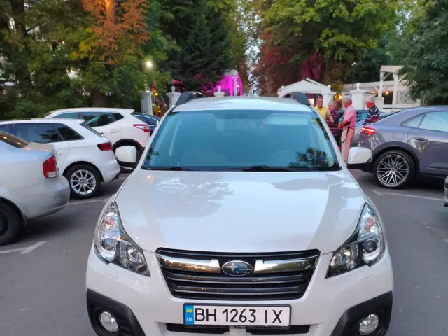 Subaru Outback - фото 1