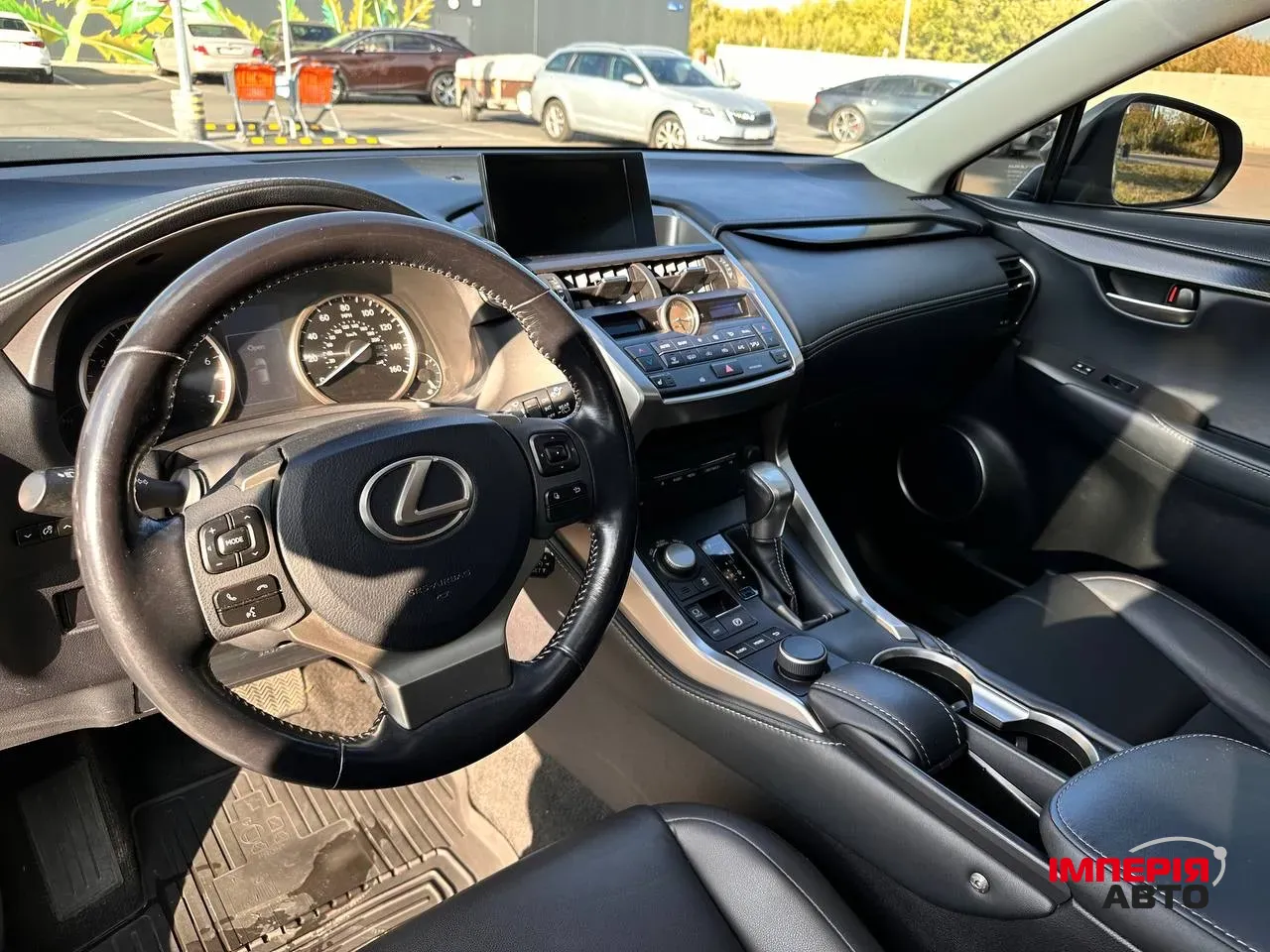 Lexus NX - фото 5