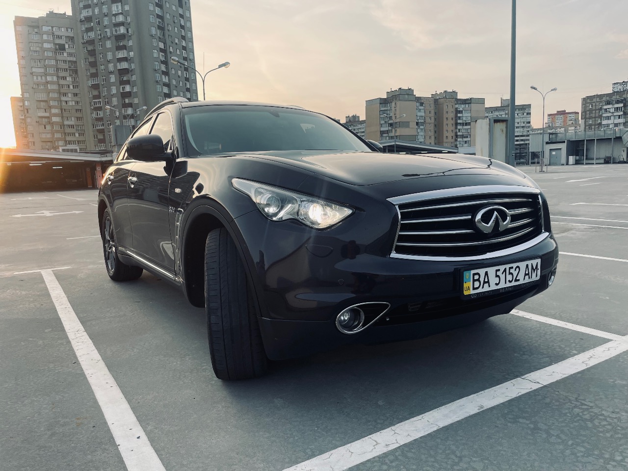Infiniti QX70 - фото 14