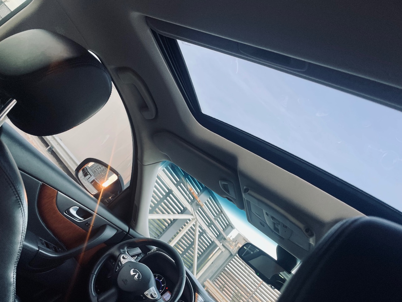 Infiniti QX70 - фото 22