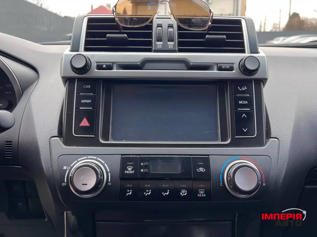 Toyota Land Cruiser Prado - фото 6