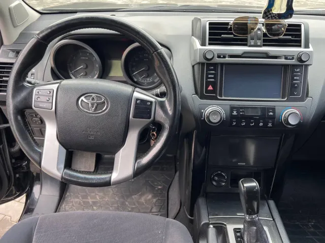 Toyota Land Cruiser Prado - фото 5