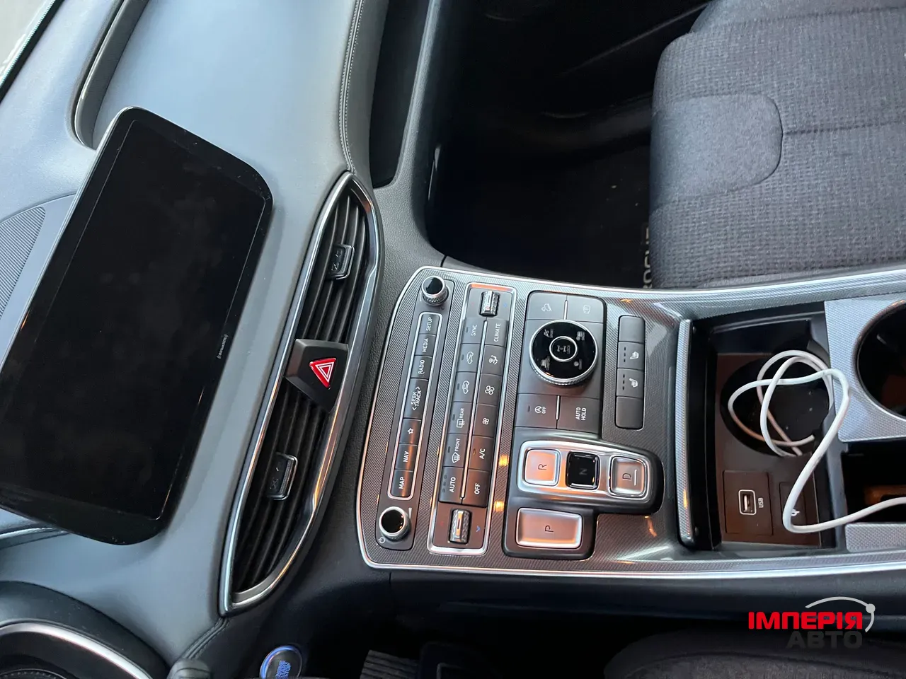 Hyundai Santa Fe - фото 5