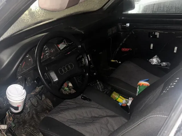 Audi 100 - фото 3