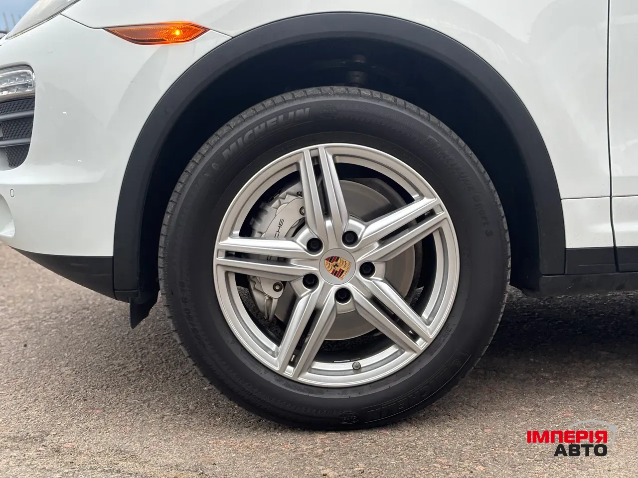 Porsche Cayenne - фото 4