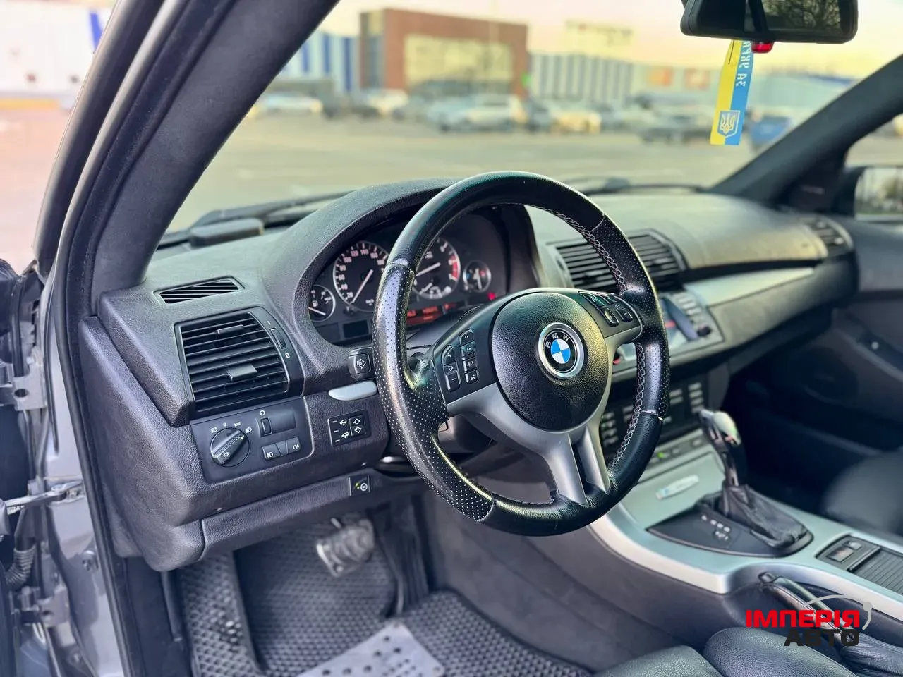 BMW X5 - фото 32