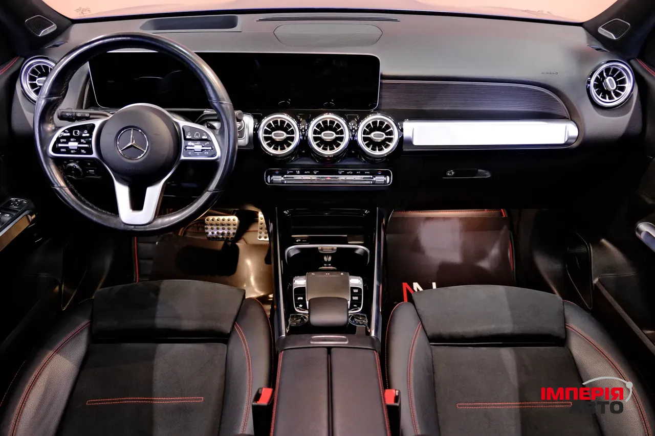 Mercedes-Benz GLB - фото 7