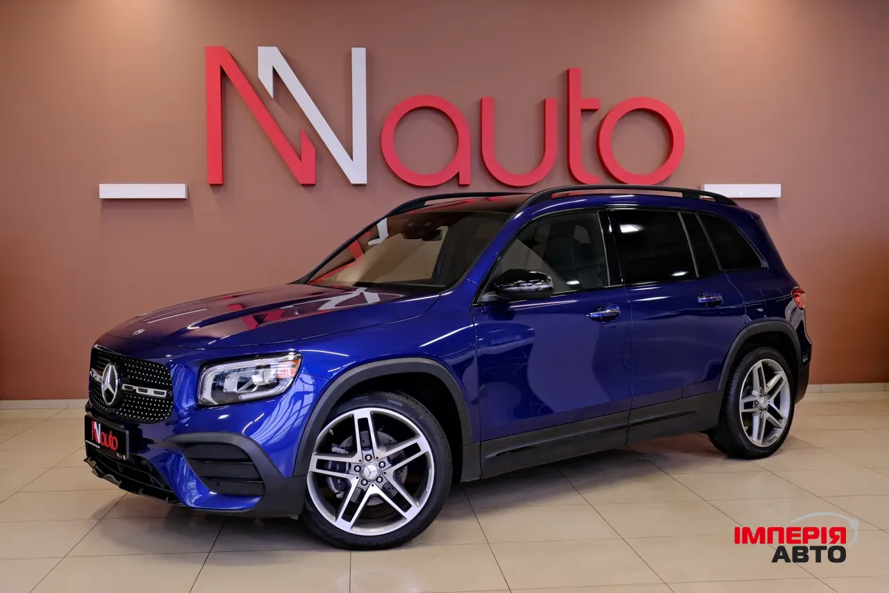 Mercedes-Benz GLB - фото 1