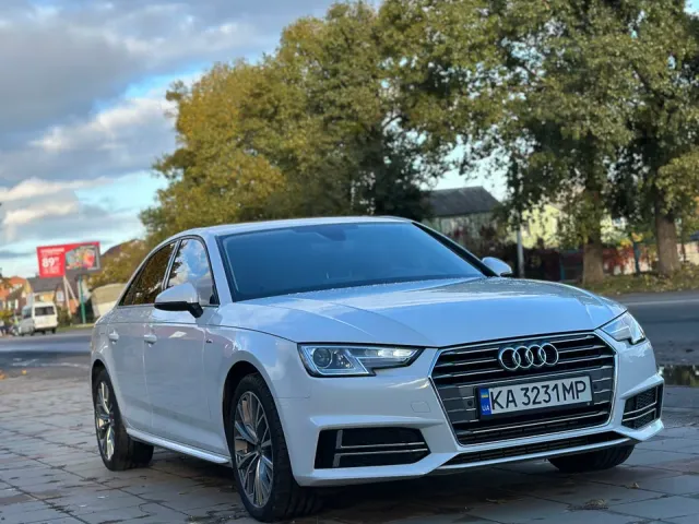 Audi A4 - фото 2