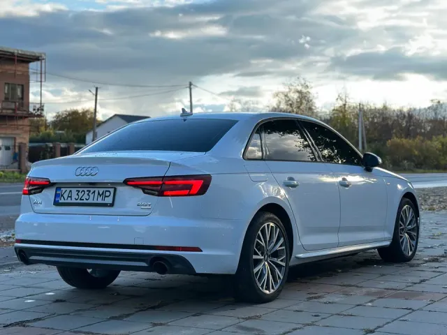 Audi A4 - фото 4