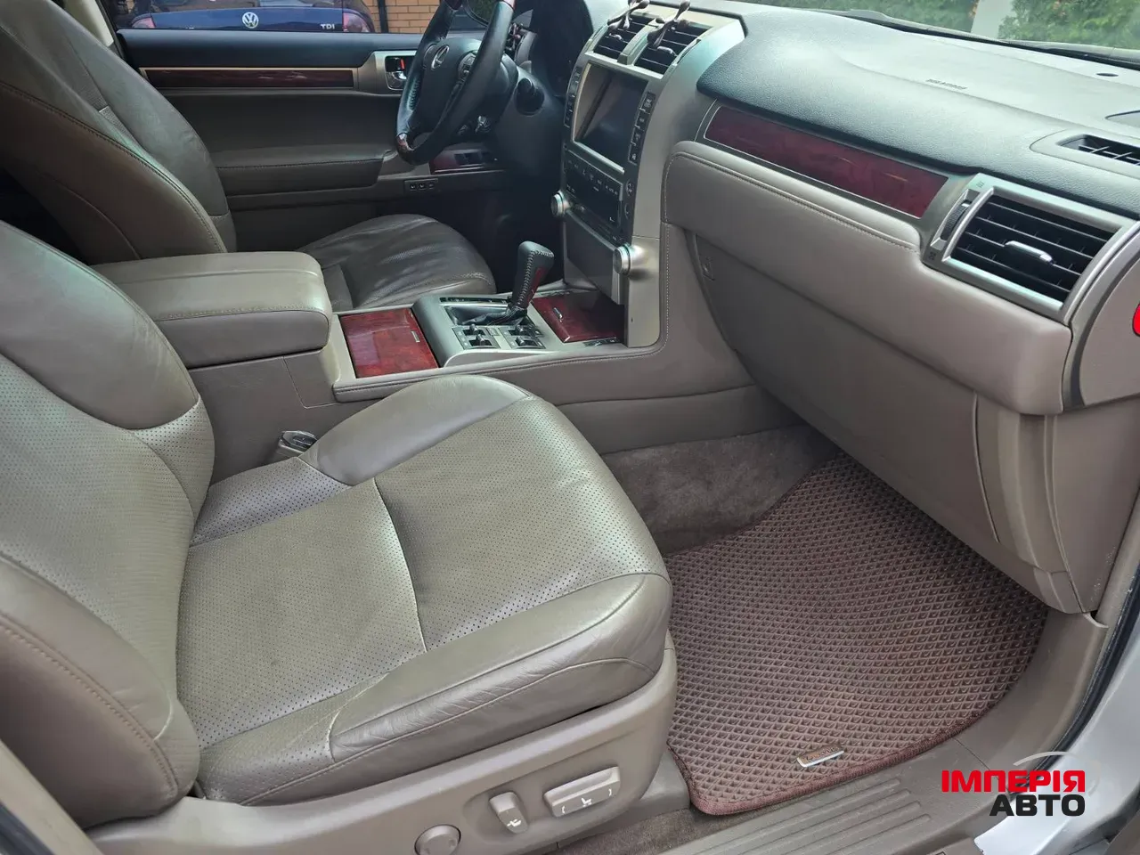 Lexus GX - фото 10