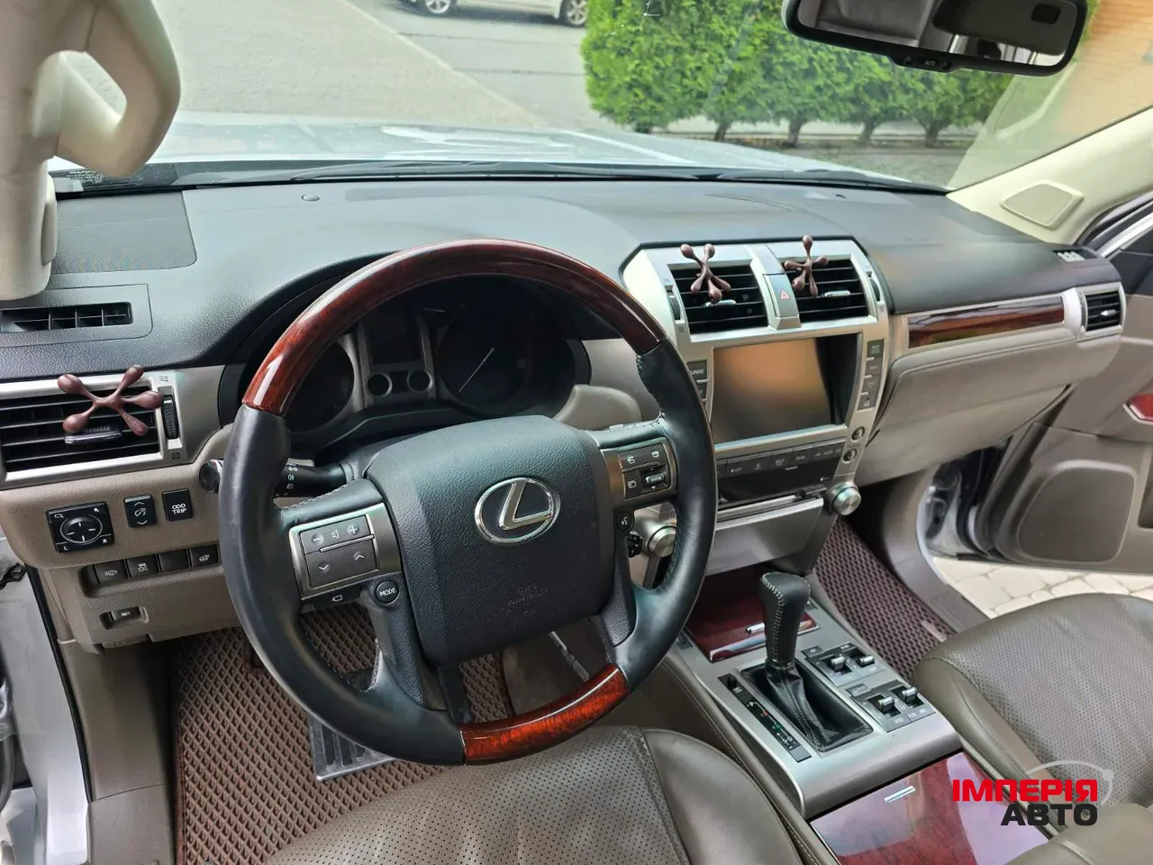 Lexus GX - фото 16