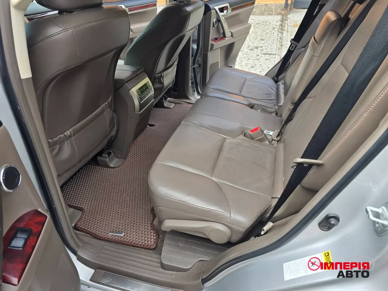 Lexus GX - фото 12