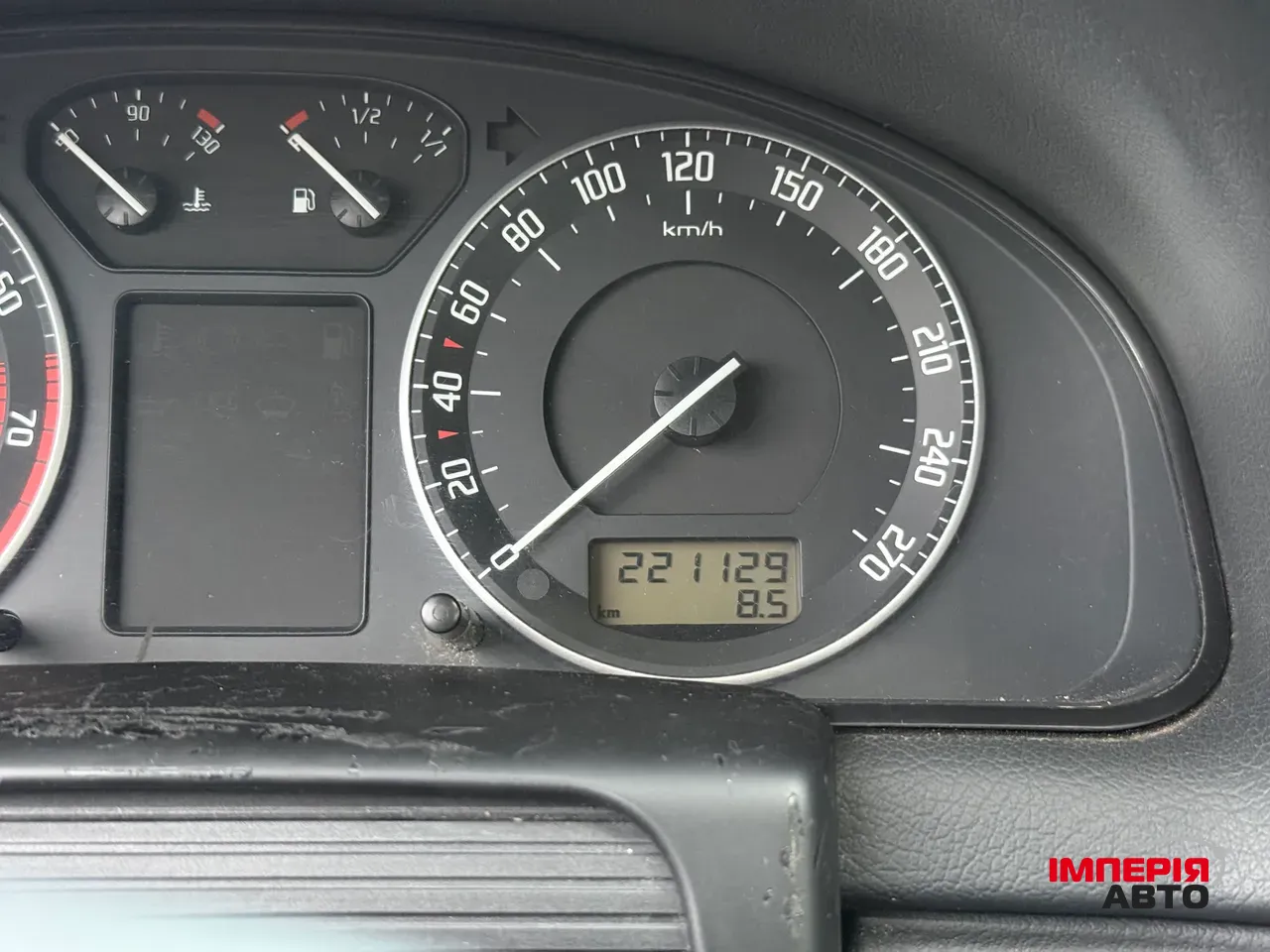 Skoda Superb - фото 19