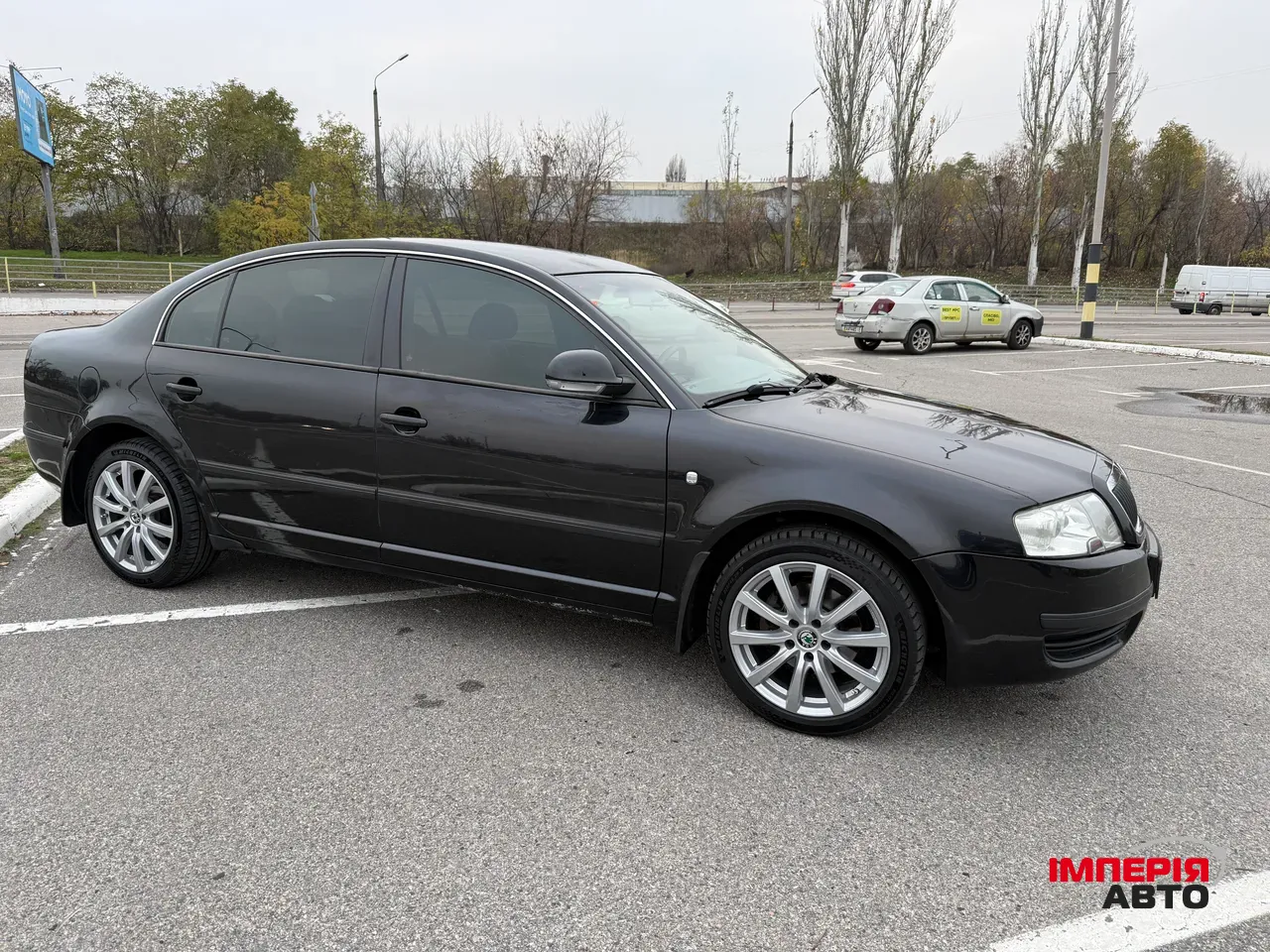 Skoda Superb - фото 6