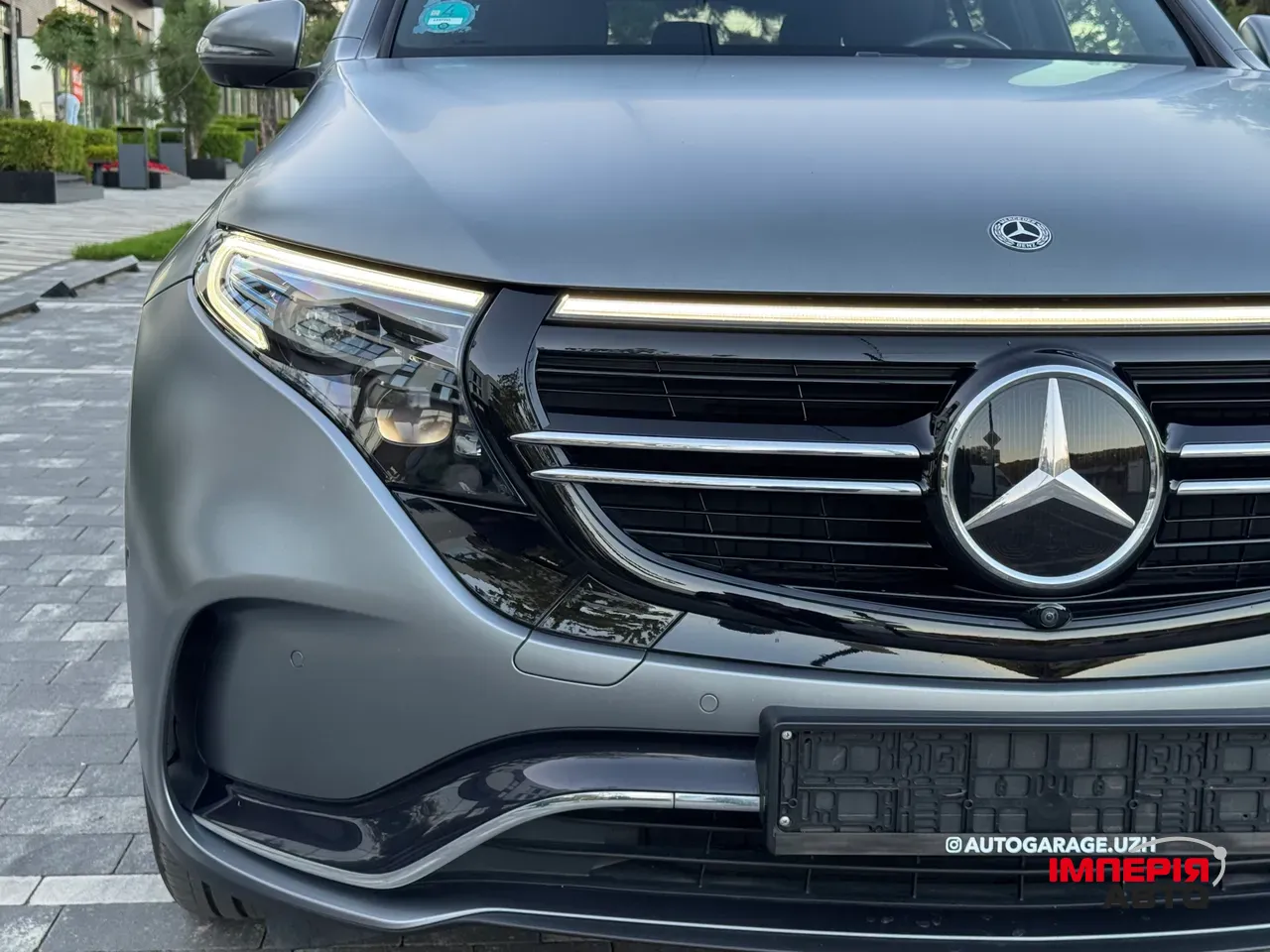 Mercedes-Benz EQC - фото 12