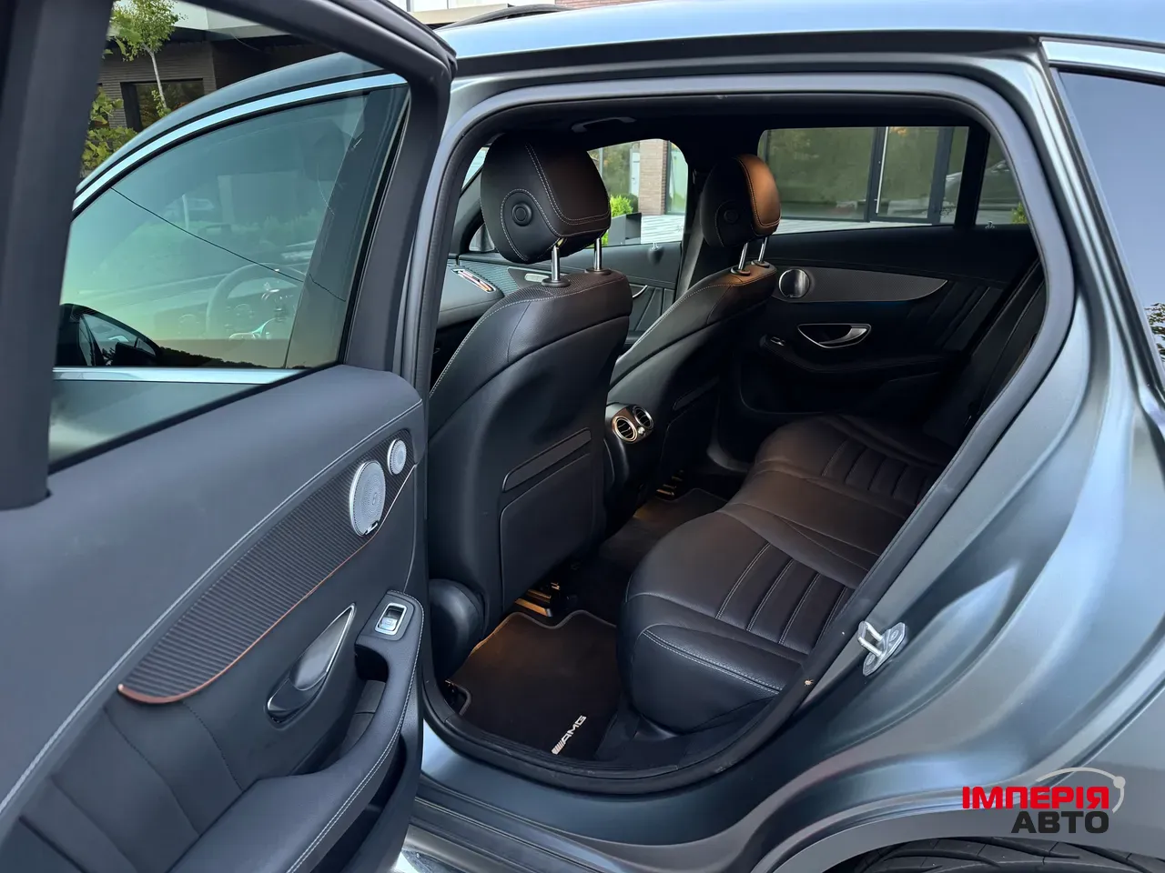 Mercedes-Benz EQC - фото 31