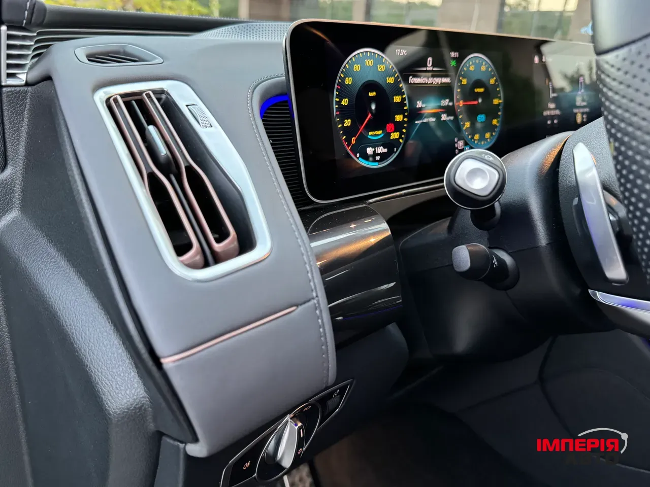 Mercedes-Benz EQC - фото 74