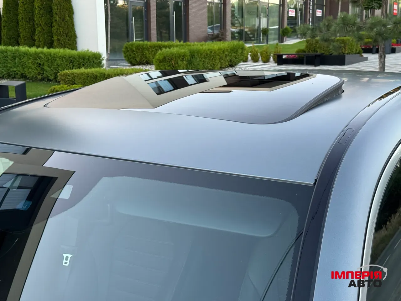 Mercedes-Benz EQC - фото 15