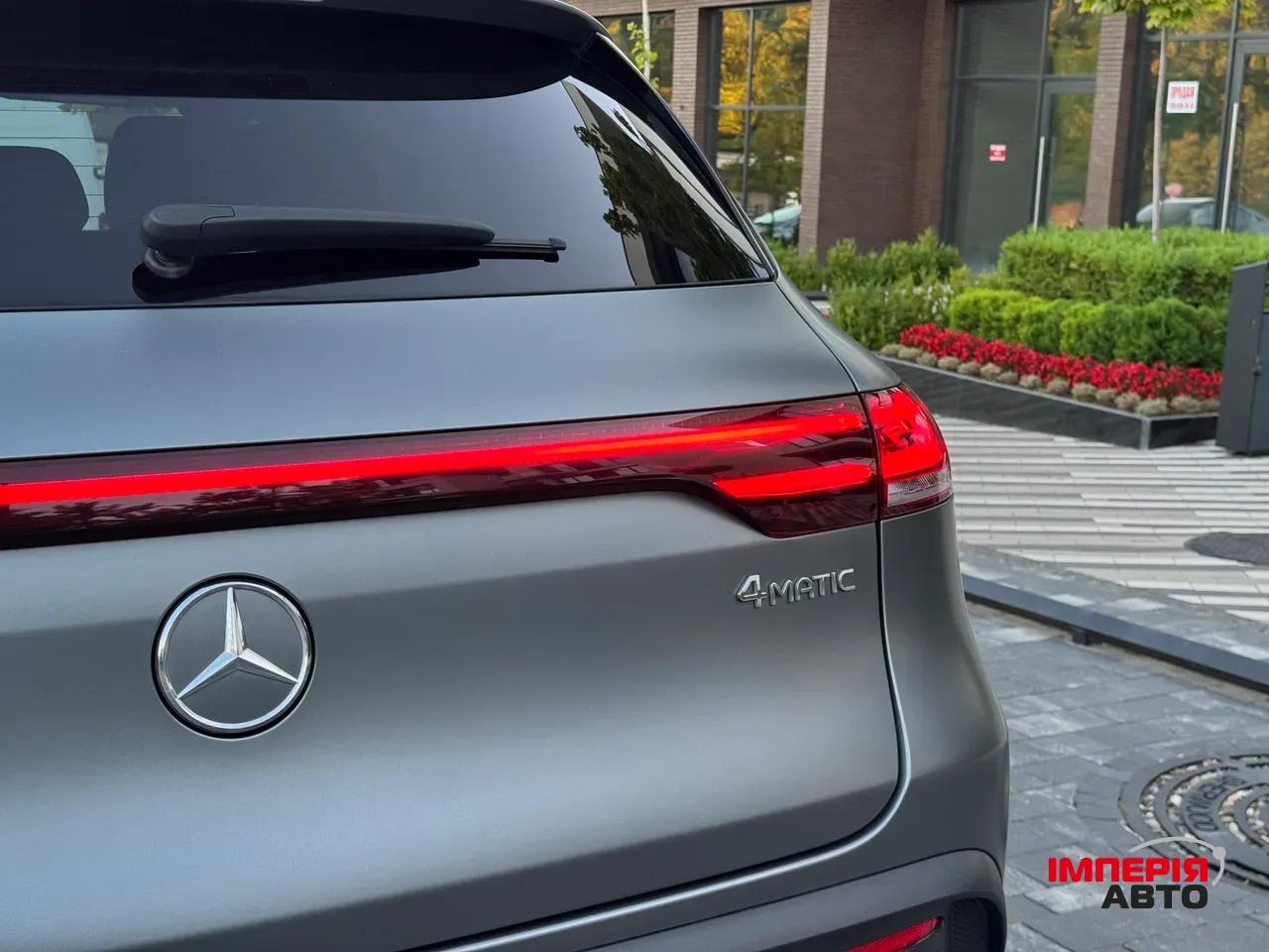 Mercedes-Benz EQC - фото 26