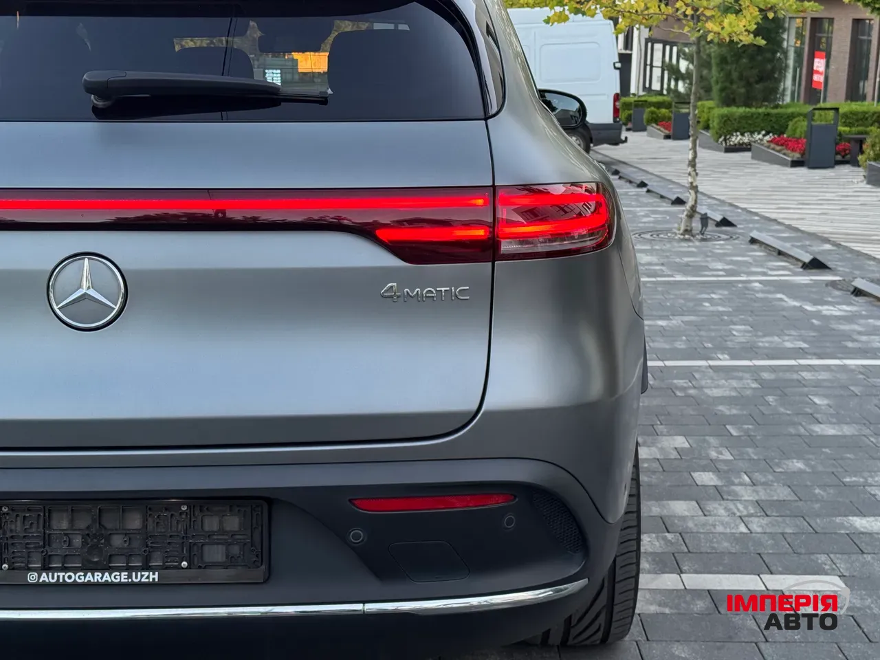 Mercedes-Benz EQC - фото 21