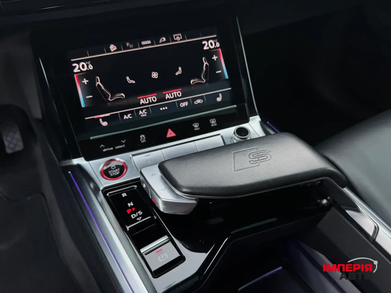 Audi e-tron S Sportback - фото 39