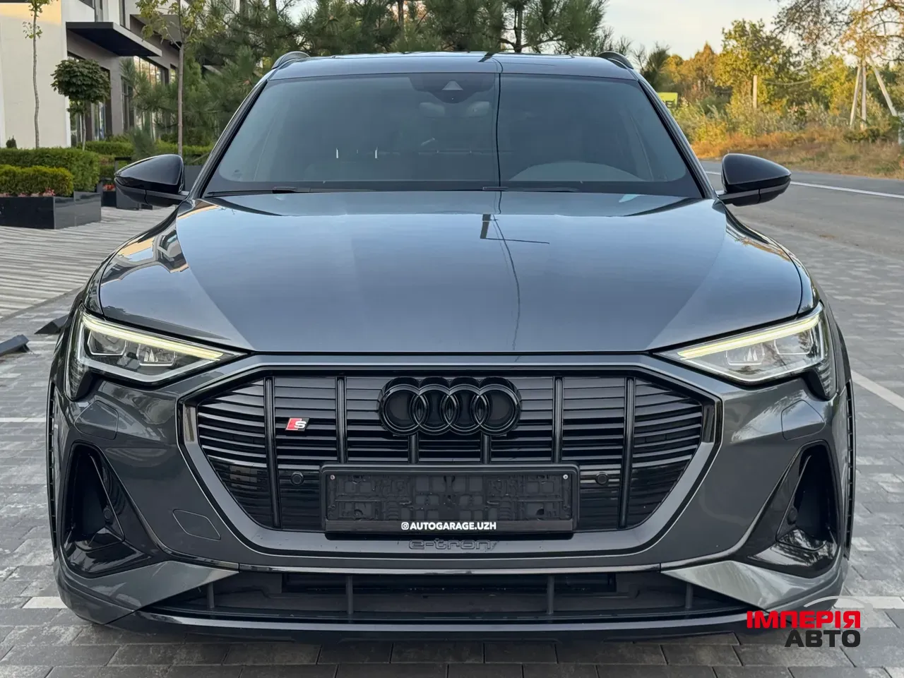 Audi e-tron S Sportback - фото 11