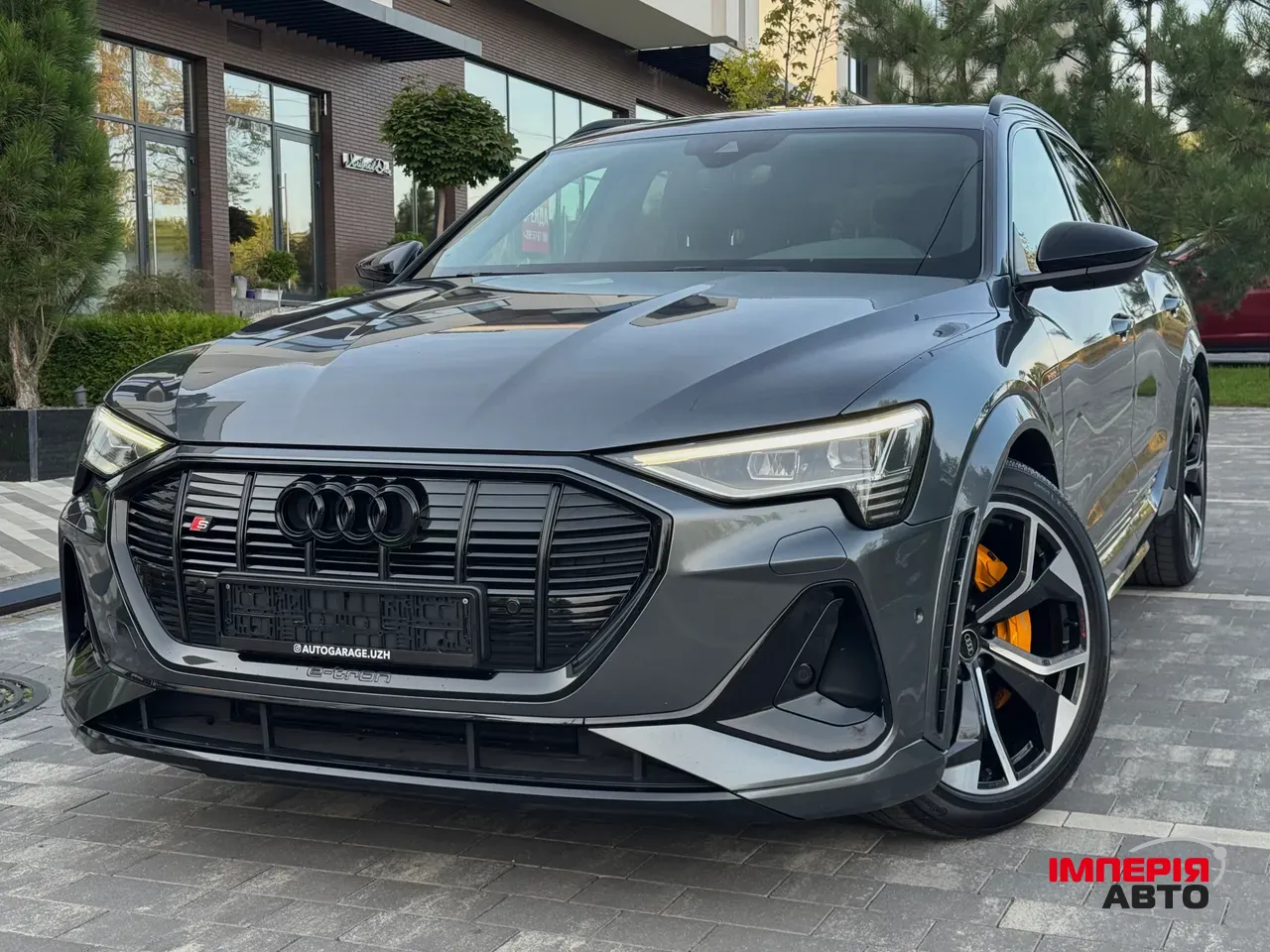 Audi e-tron S Sportback - фото 3