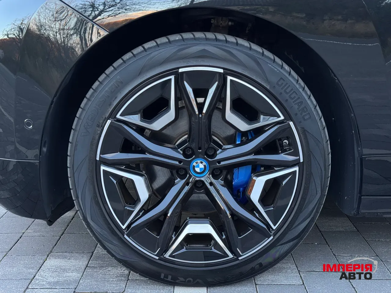 BMW iX - фото 11