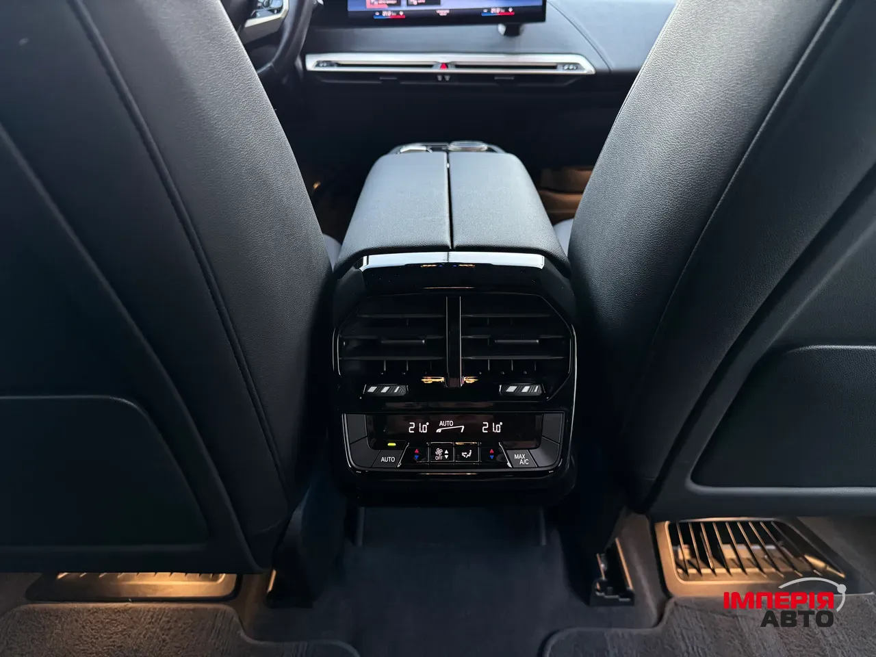 BMW iX - фото 65