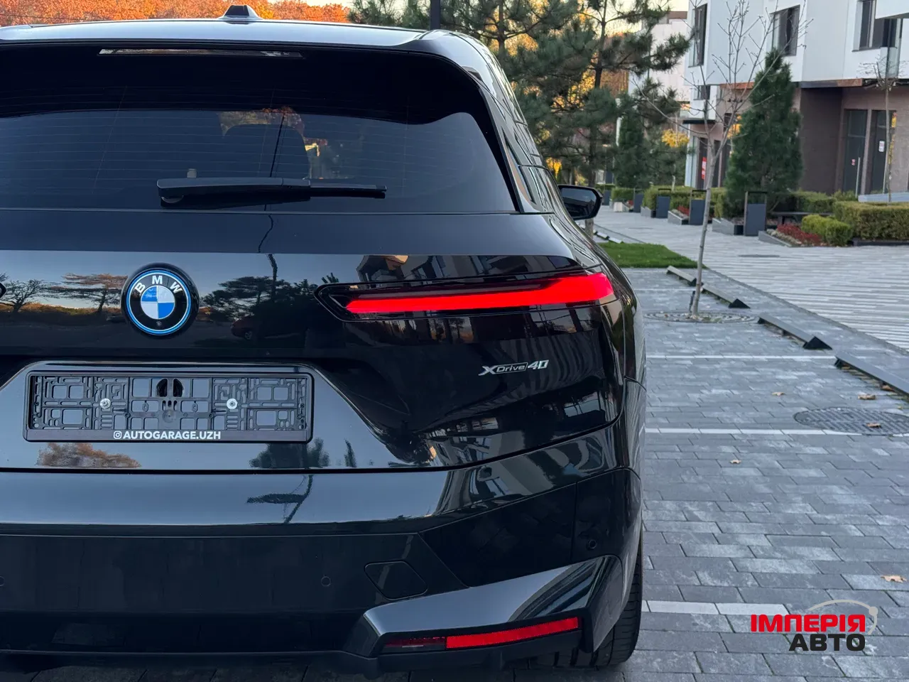 BMW iX - фото 23