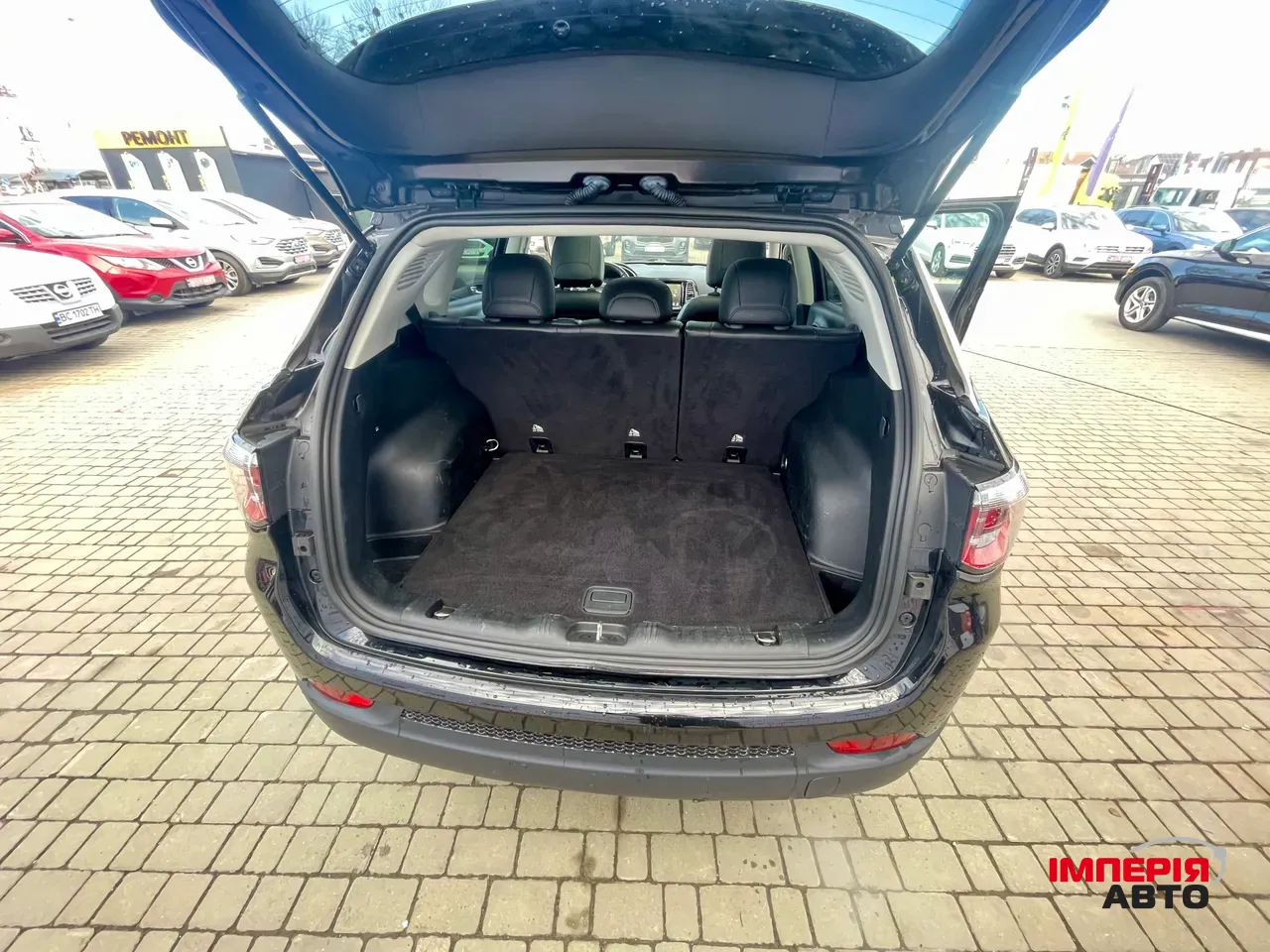 Jeep Compass - фото 16